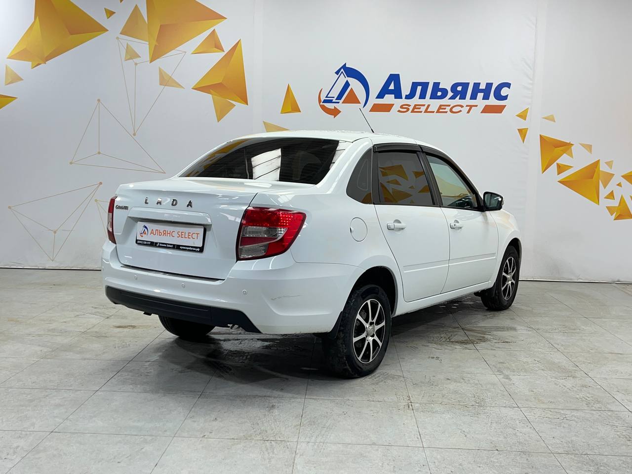 LADA GRANTA