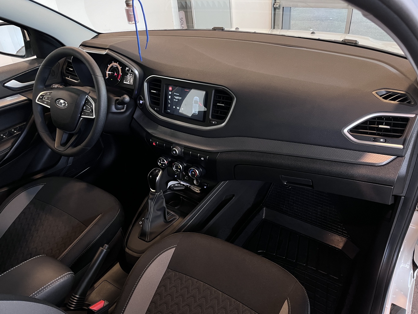 LADA VESTA
