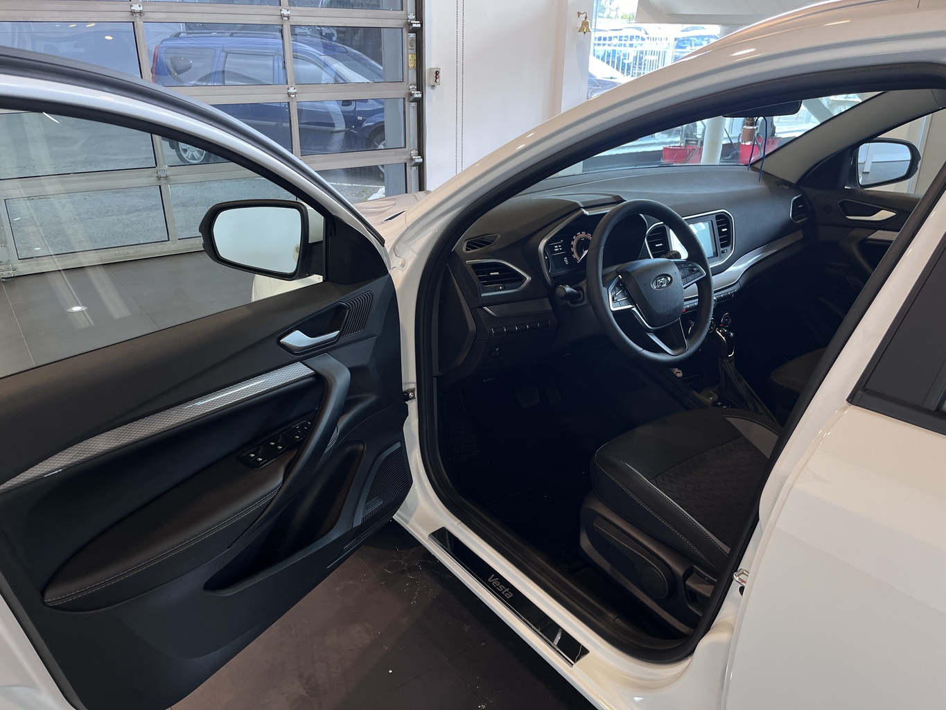 LADA VESTA