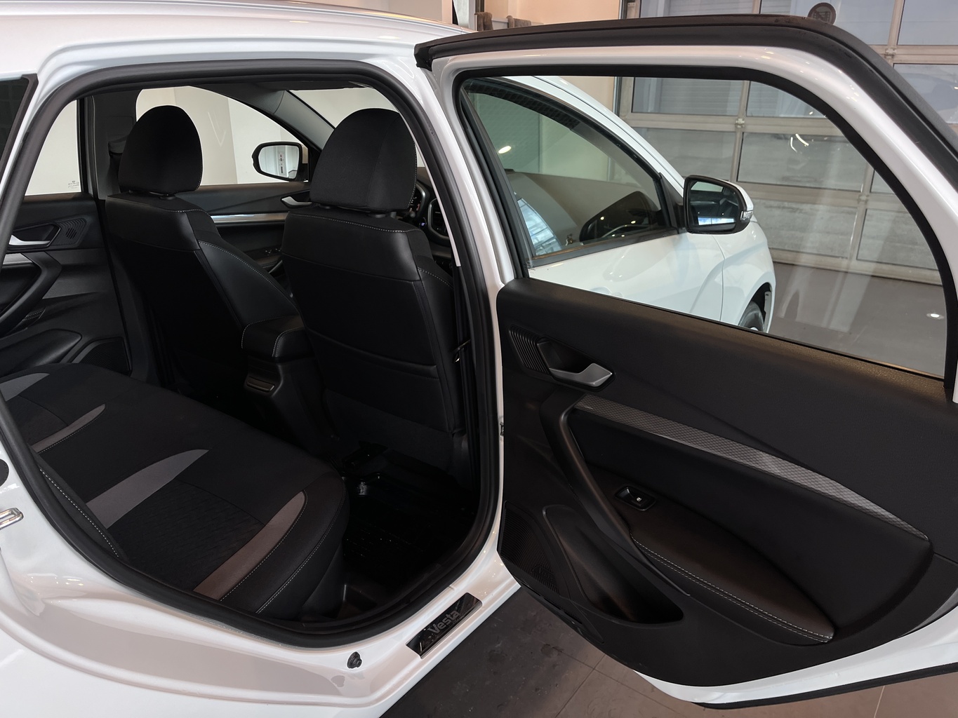 LADA VESTA