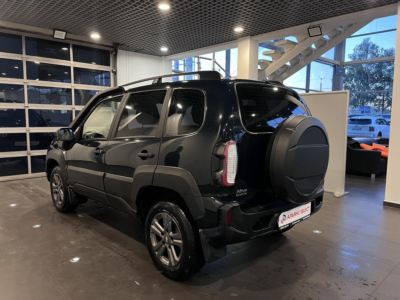 LADA NIVA TRAVEL