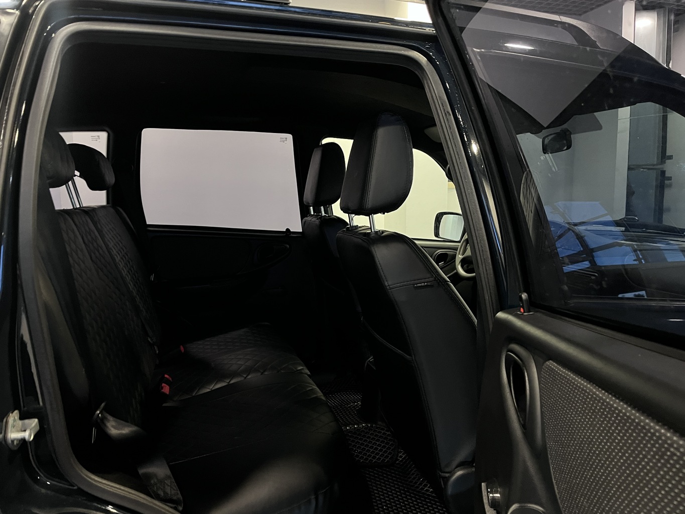 LADA NIVA TRAVEL