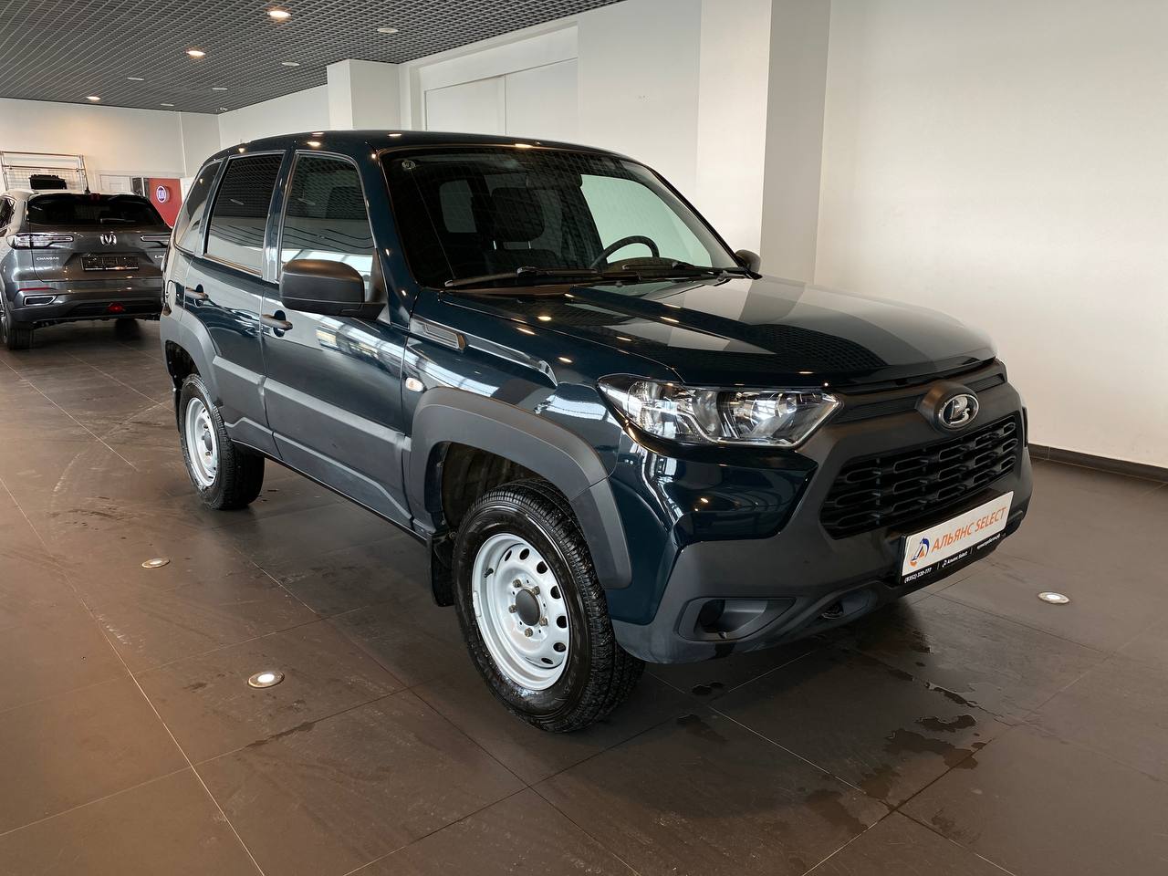 LADA NIVA TRAVEL