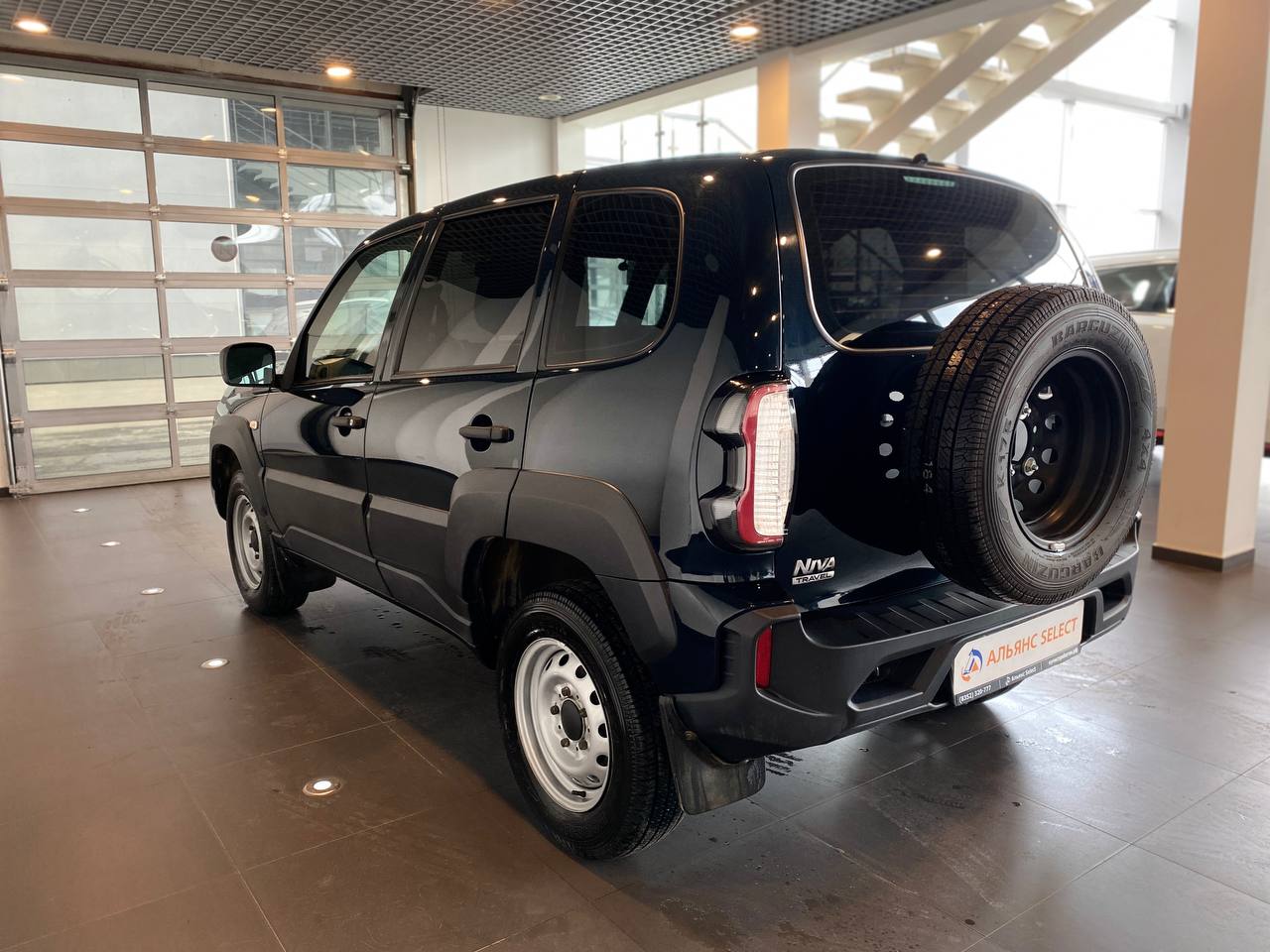 LADA NIVA TRAVEL