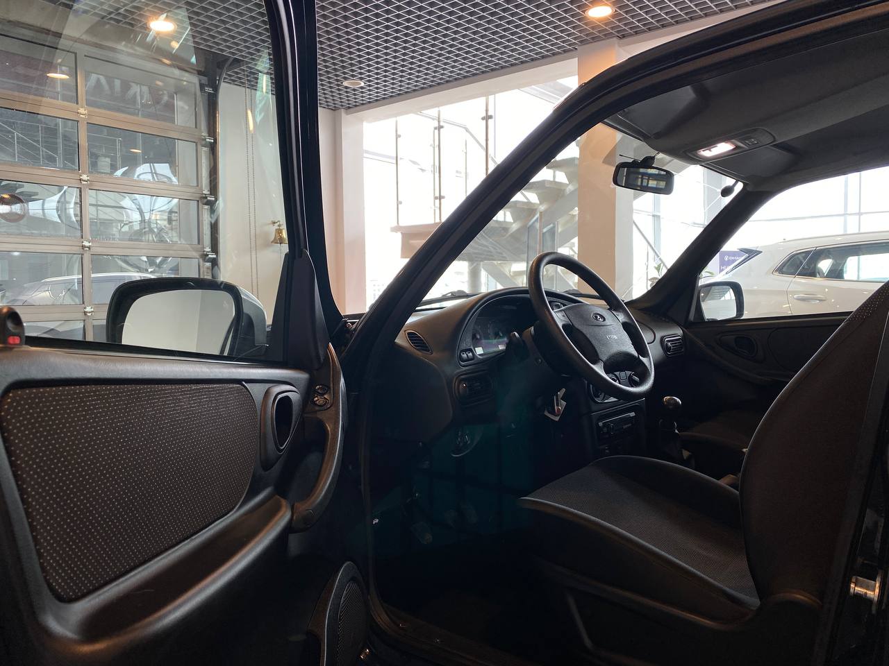 LADA NIVA TRAVEL