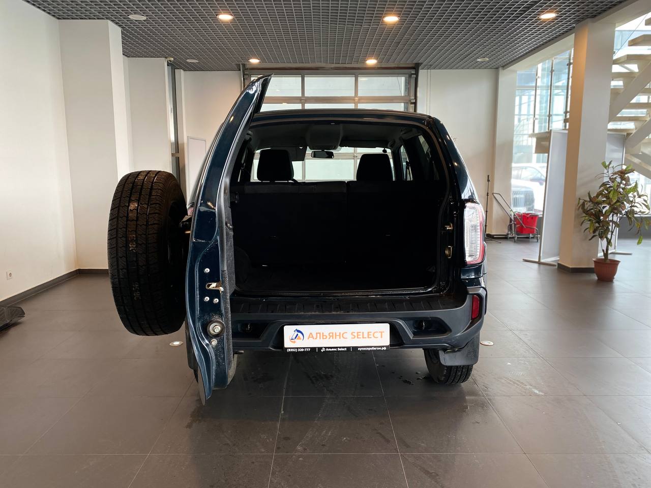 LADA NIVA TRAVEL