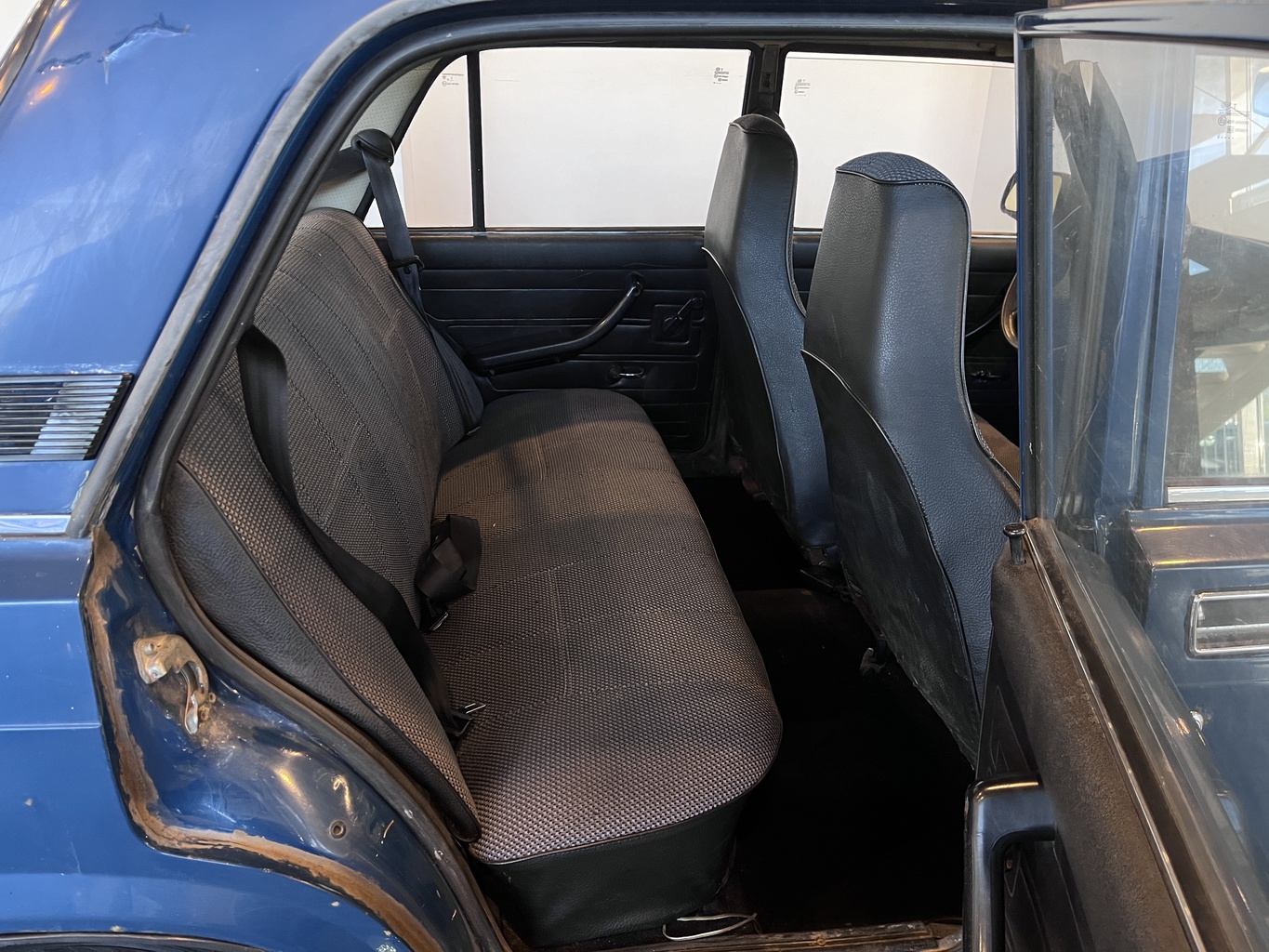 LADA 2107