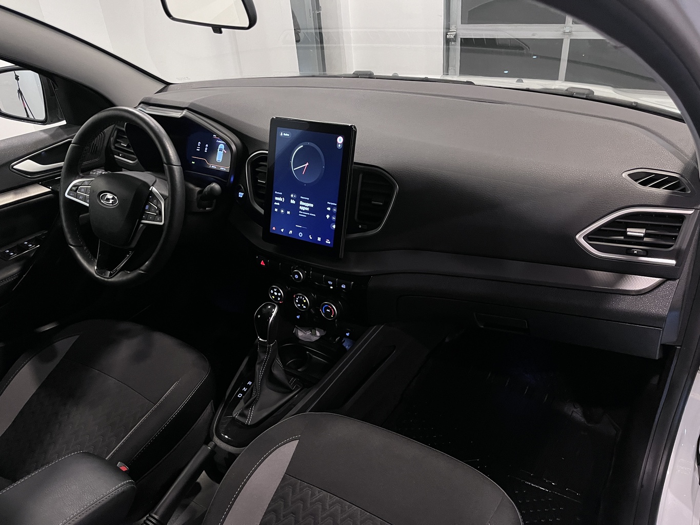 LADA VESTA