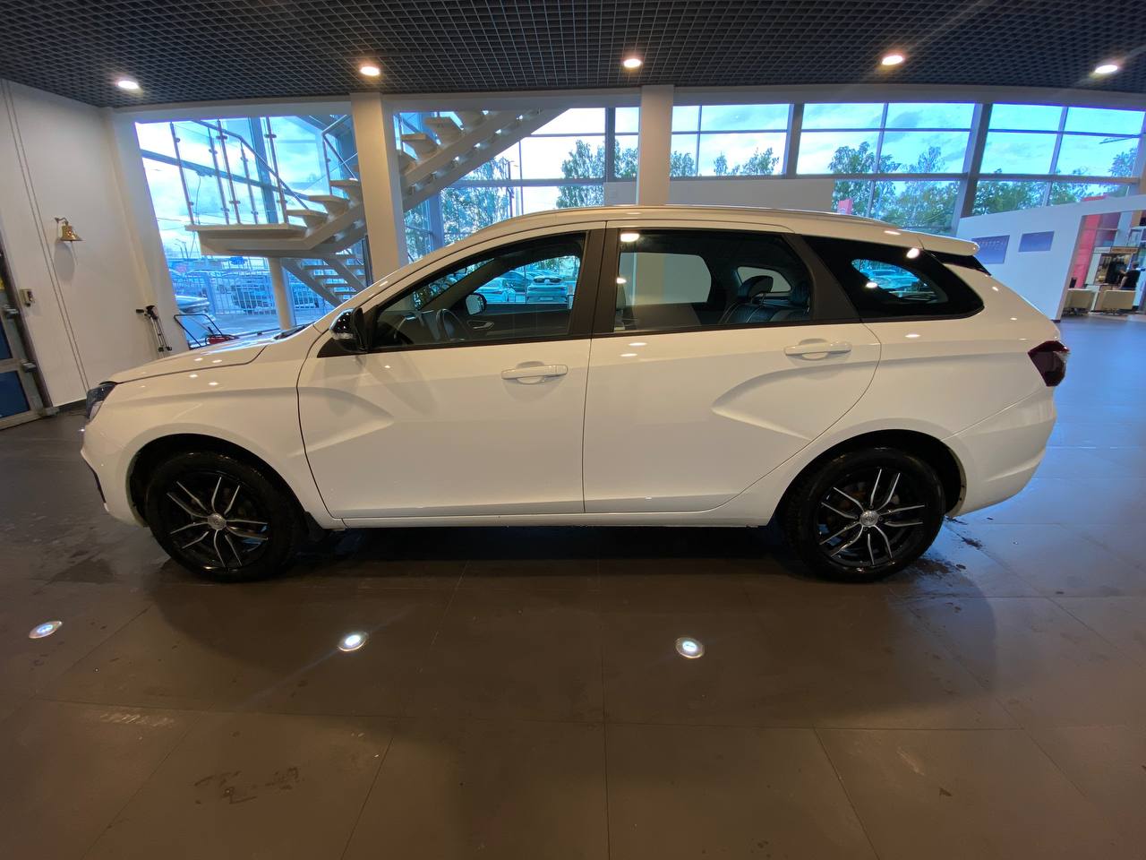 LADA VESTA