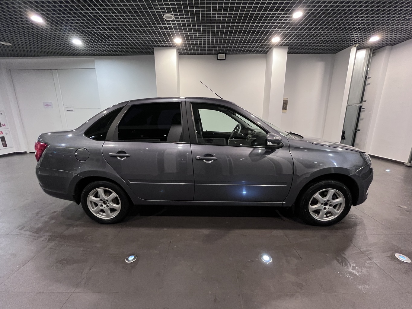 LADA GRANTA