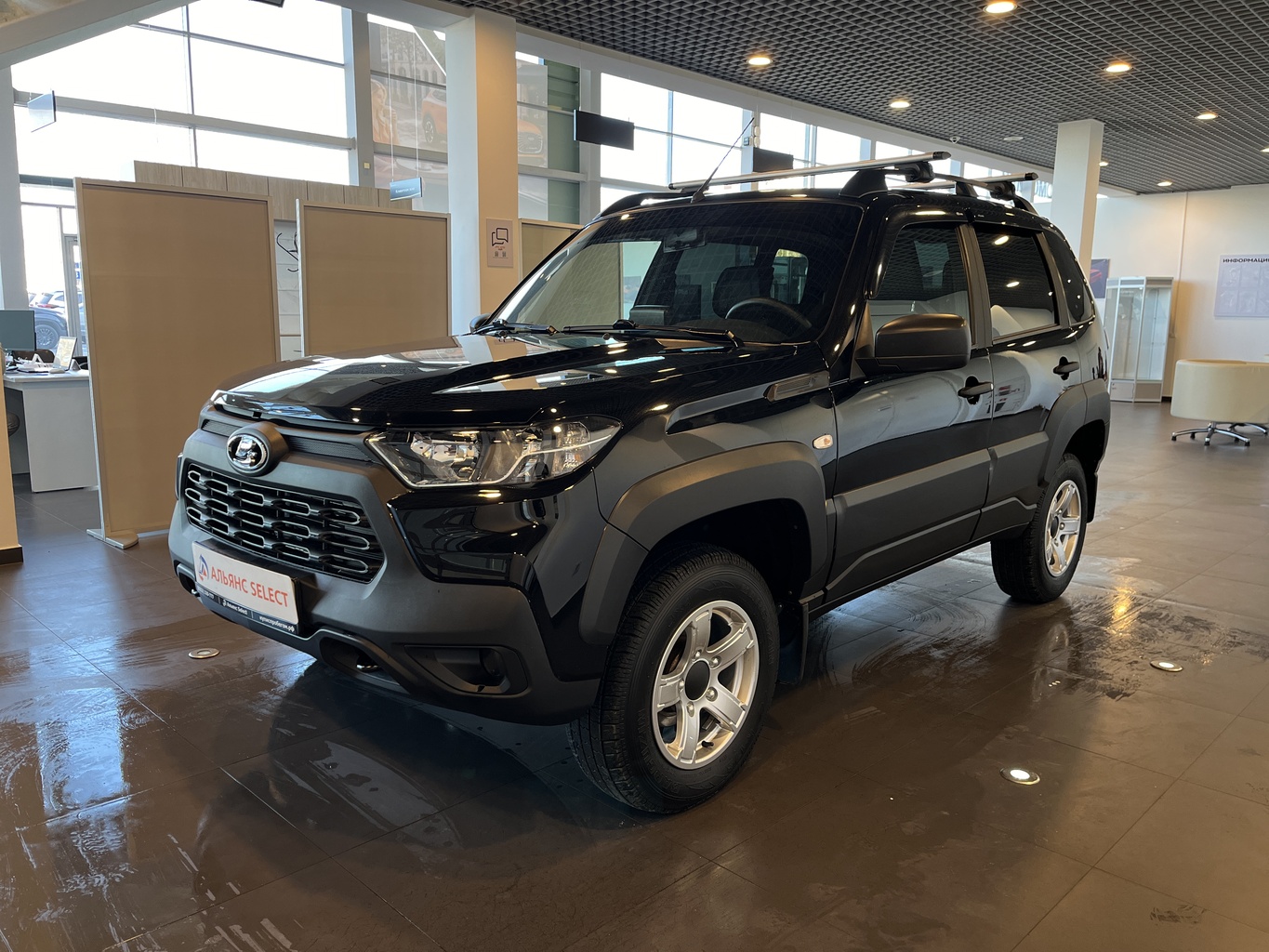 LADA NIVA TRAVEL