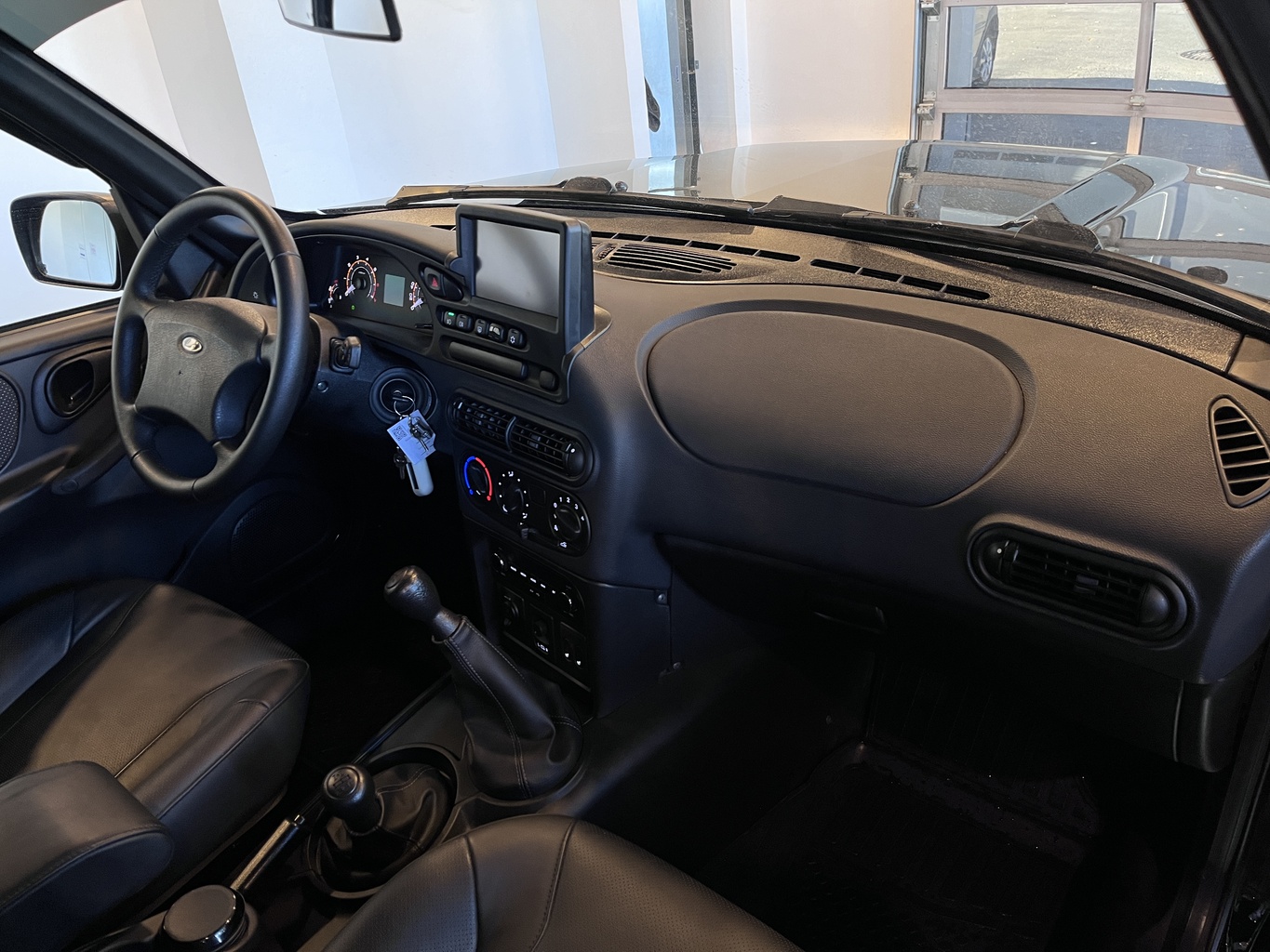 LADA NIVA TRAVEL