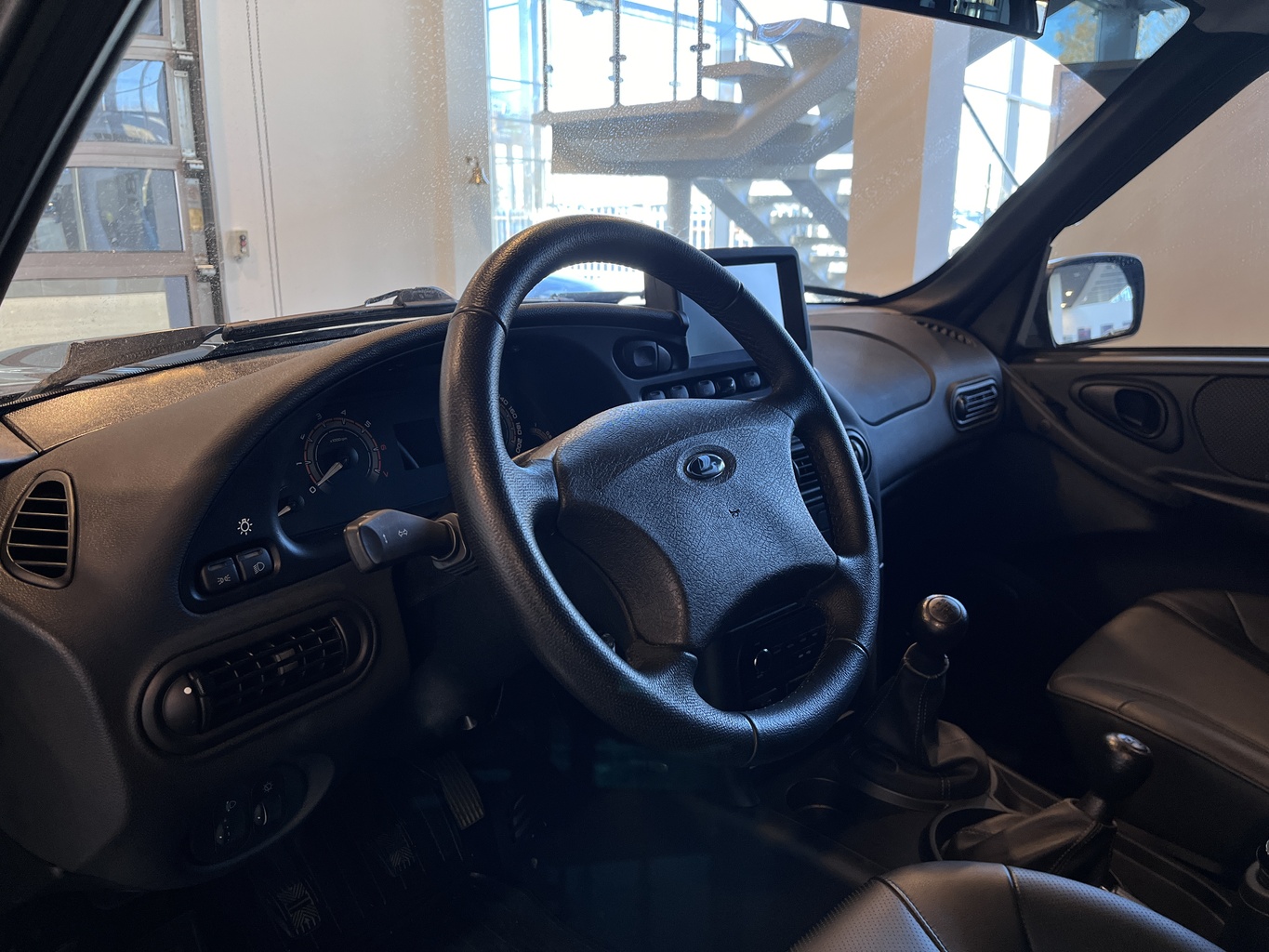 LADA NIVA TRAVEL