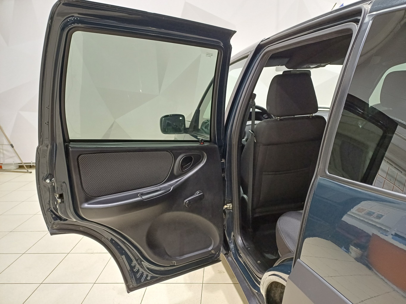 LADA NIVA TRAVEL
