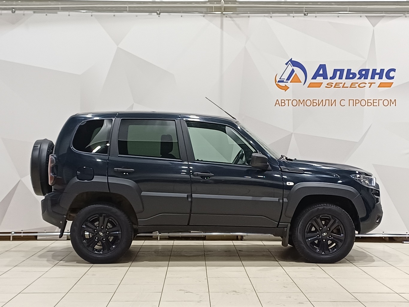 LADA NIVA TRAVEL