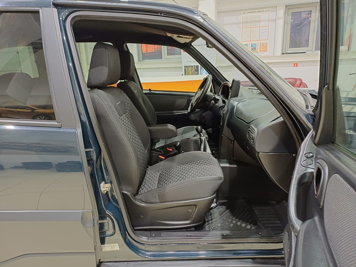 LADA NIVA TRAVEL