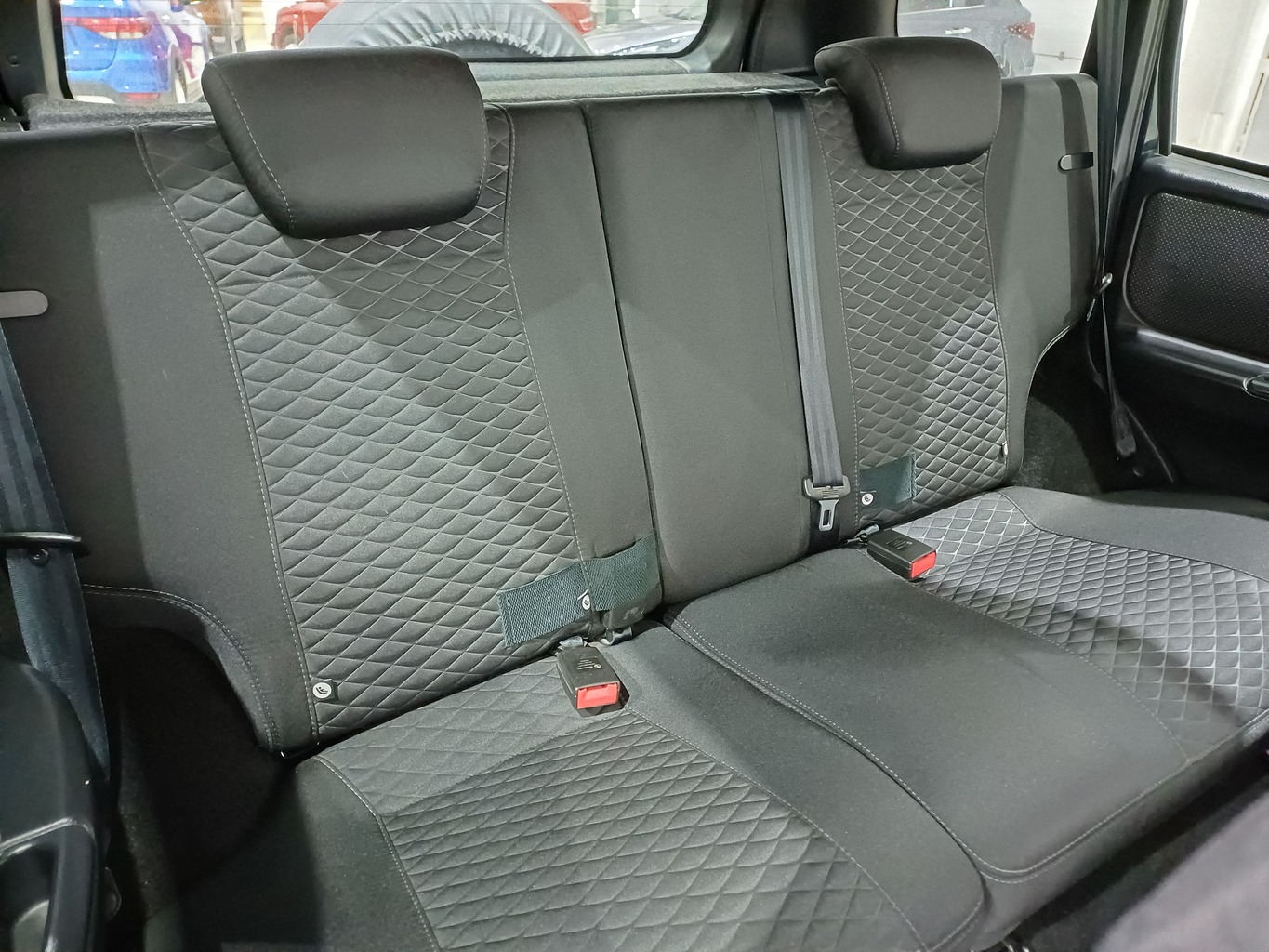 LADA NIVA TRAVEL