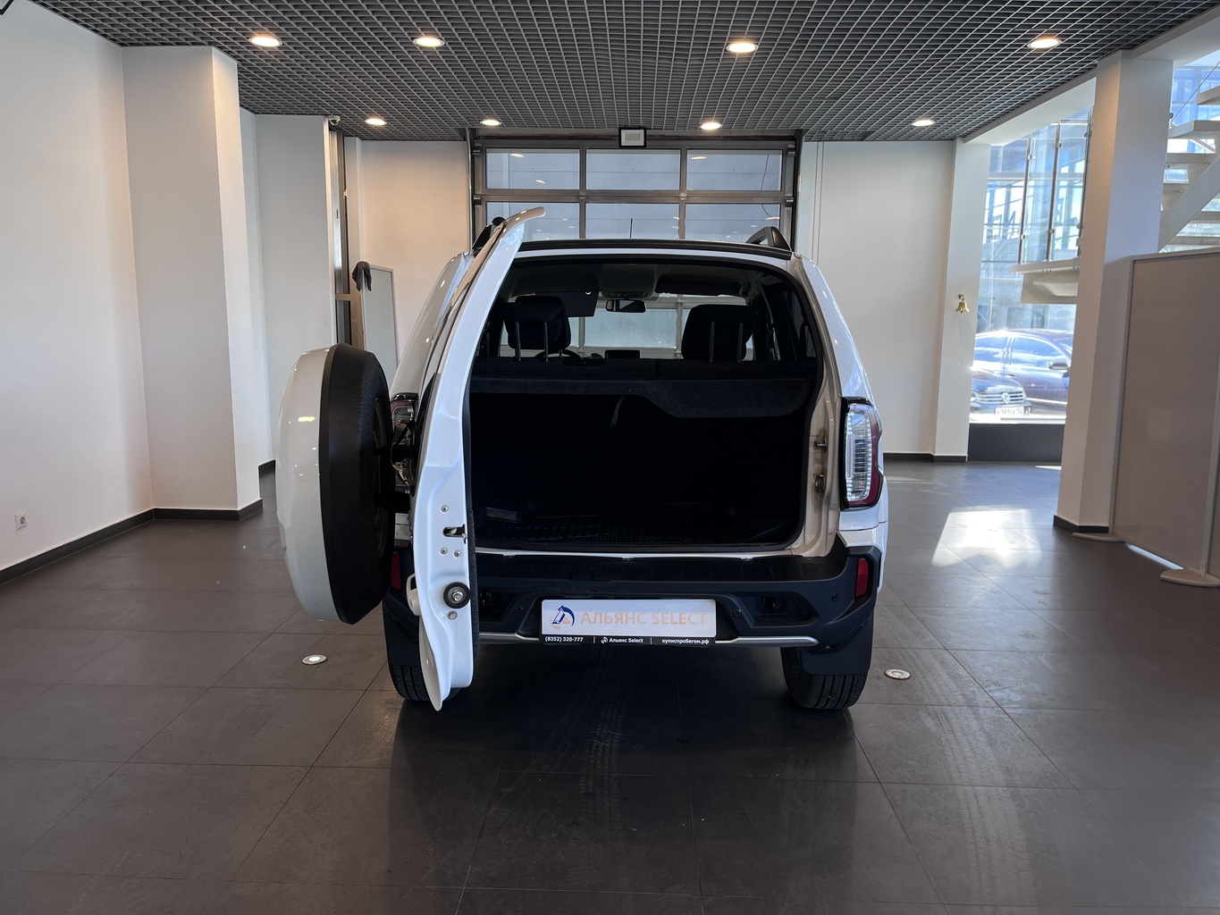LADA NIVA TRAVEL