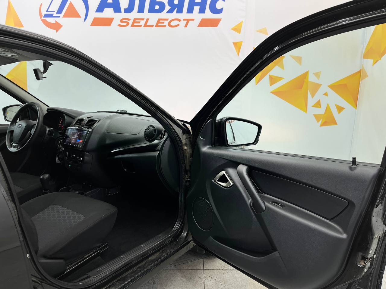 LADA GRANTA