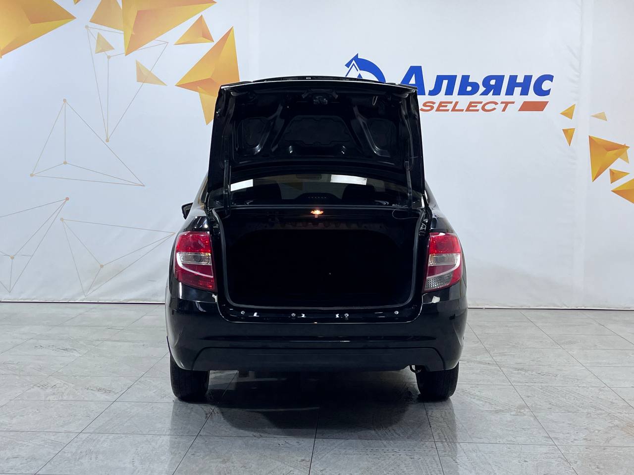 LADA GRANTA