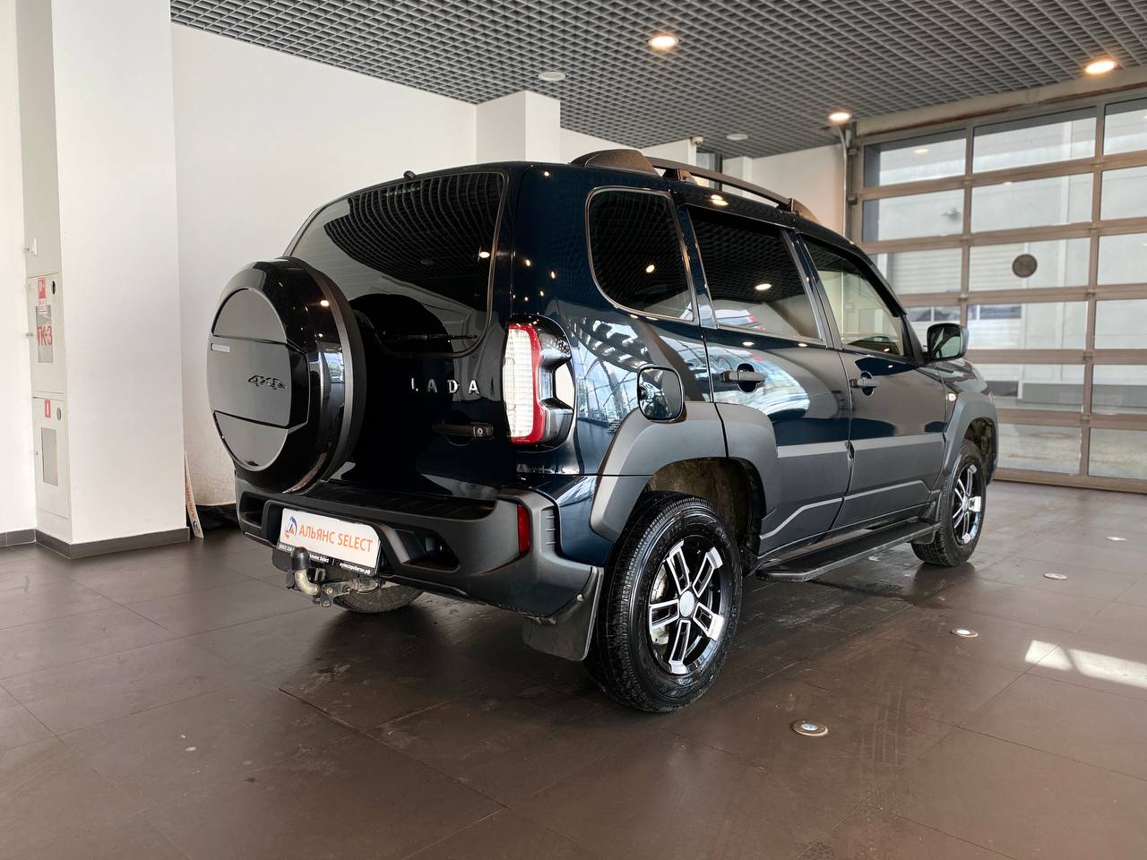 LADA NIVA TRAVEL