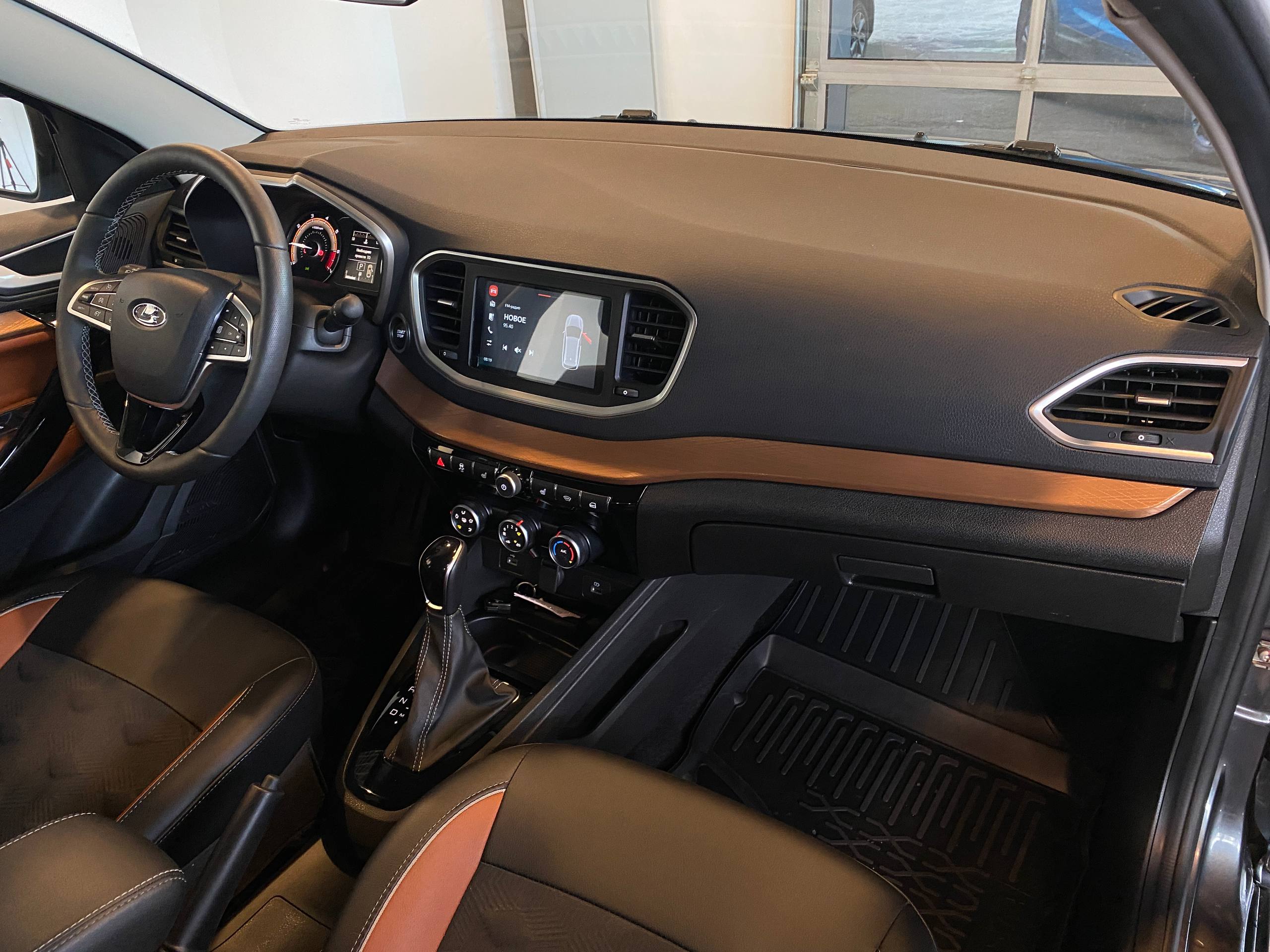 LADA VESTA