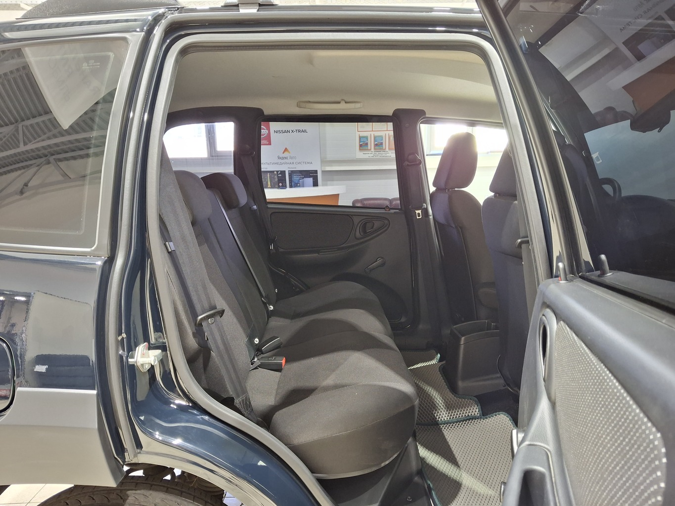 LADA NIVA TRAVEL