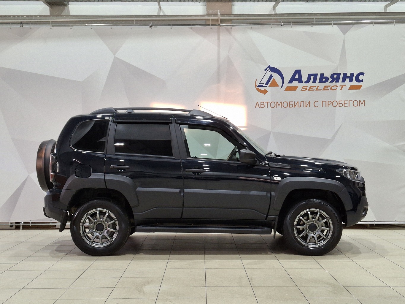 LADA NIVA TRAVEL