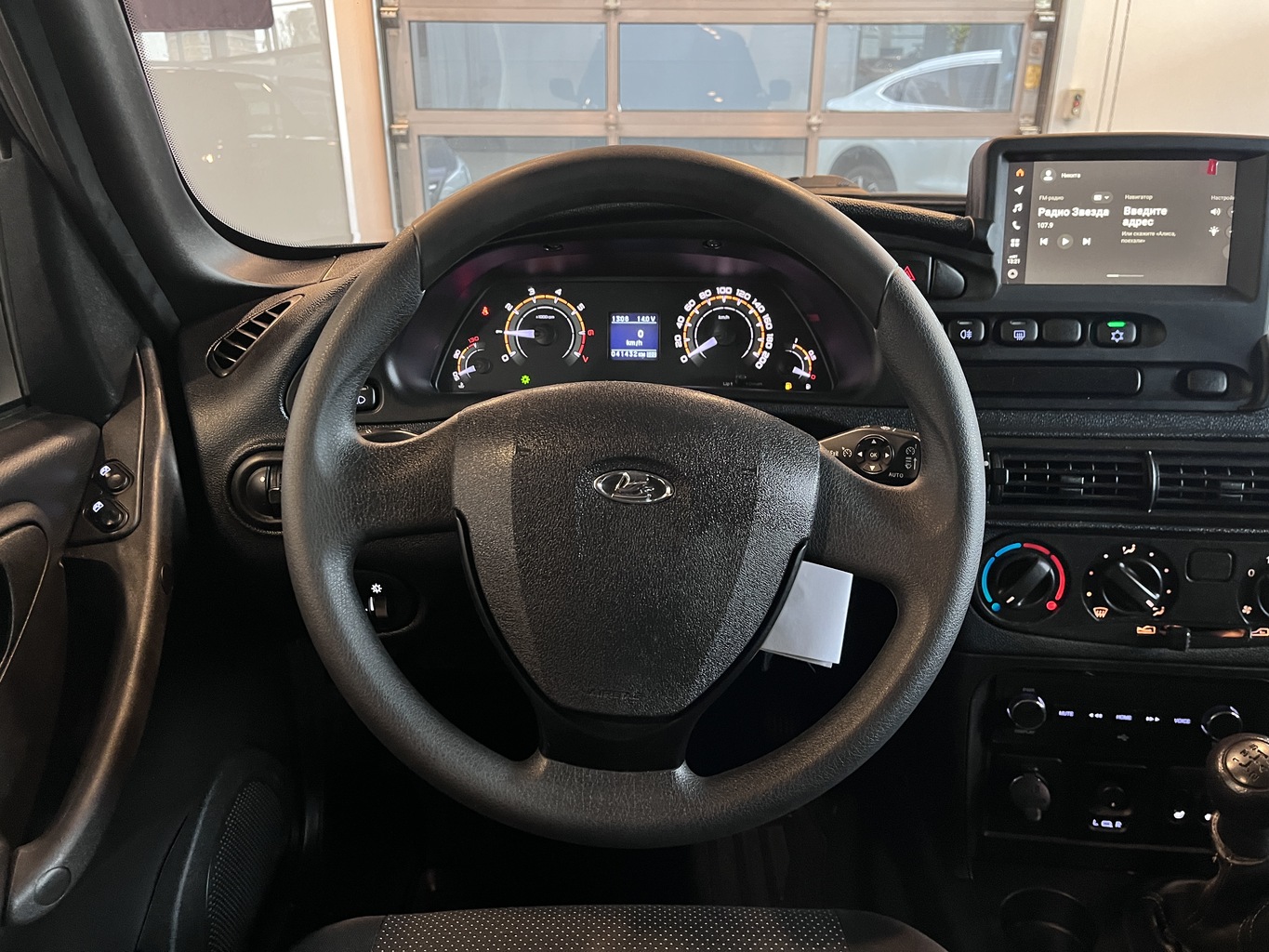 LADA NIVA TRAVEL