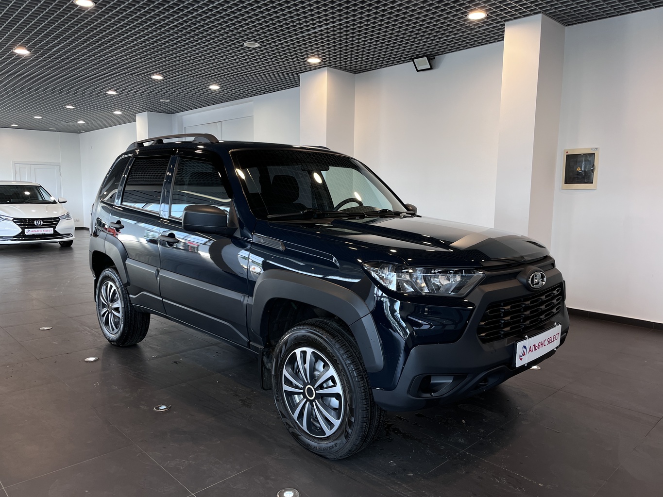 LADA NIVA TRAVEL