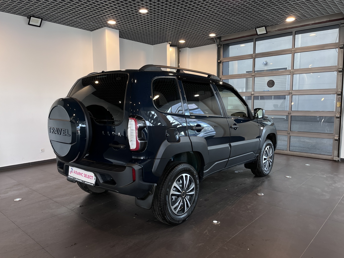LADA NIVA TRAVEL
