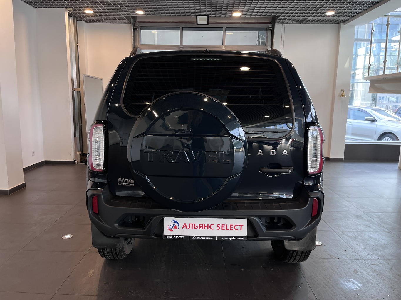 LADA NIVA TRAVEL