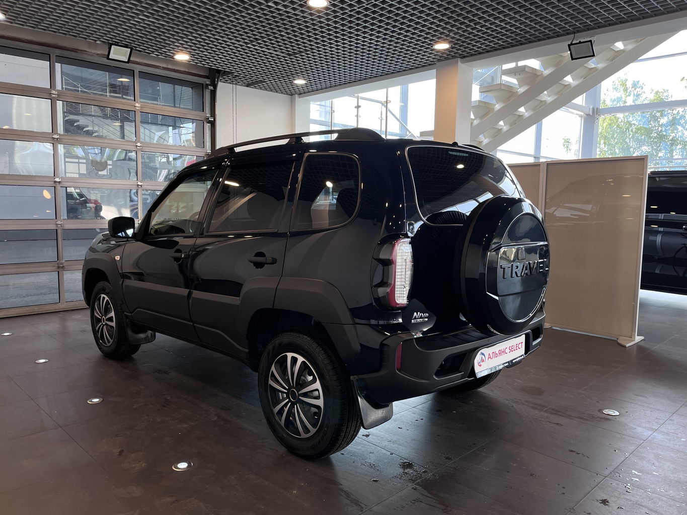 LADA NIVA TRAVEL