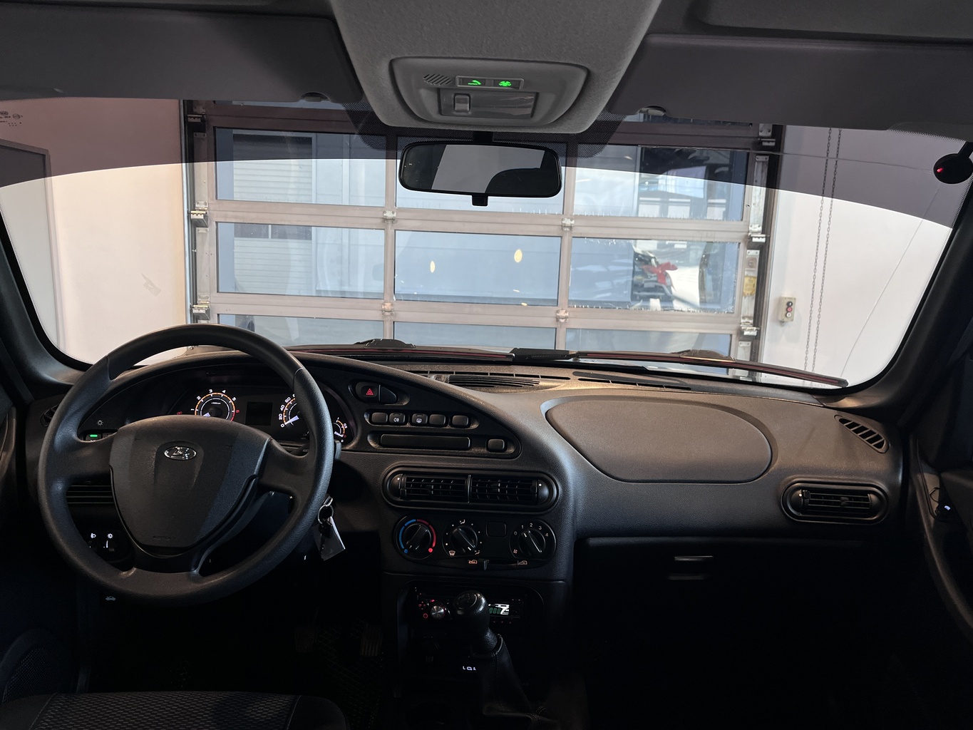 LADA NIVA TRAVEL
