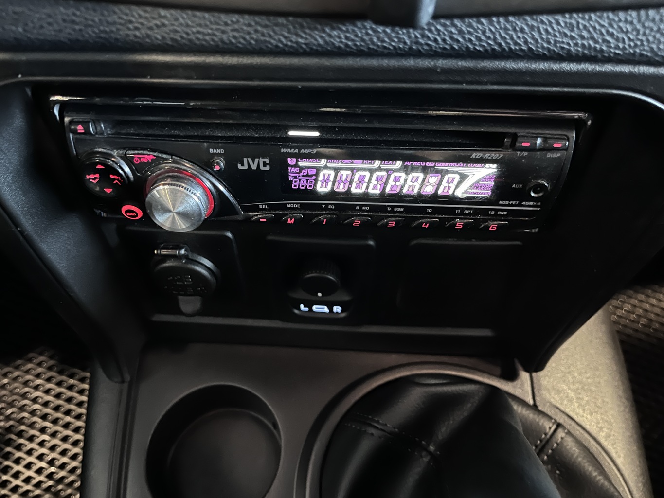 LADA NIVA TRAVEL