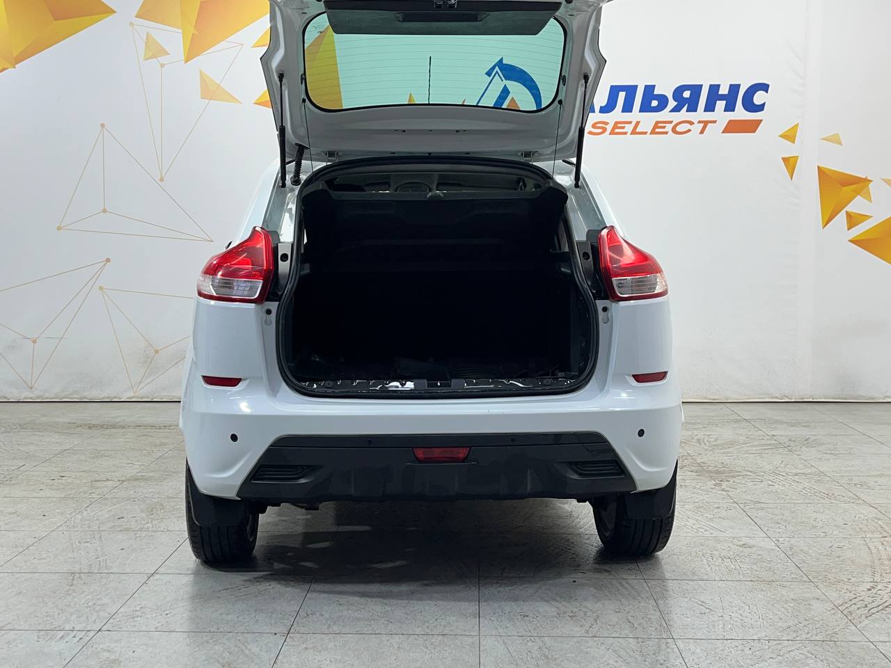 LADA XRAY