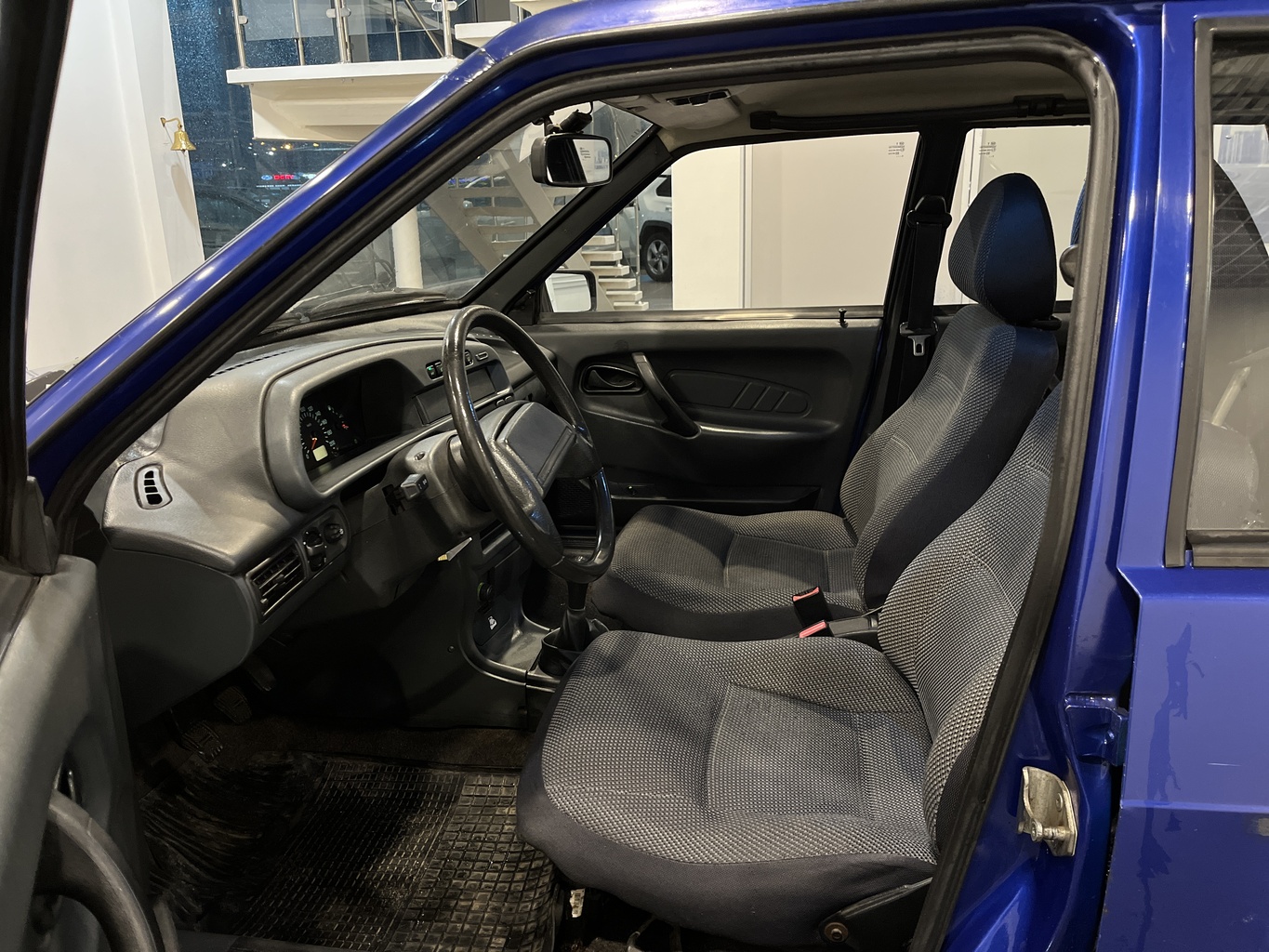 LADA 2115