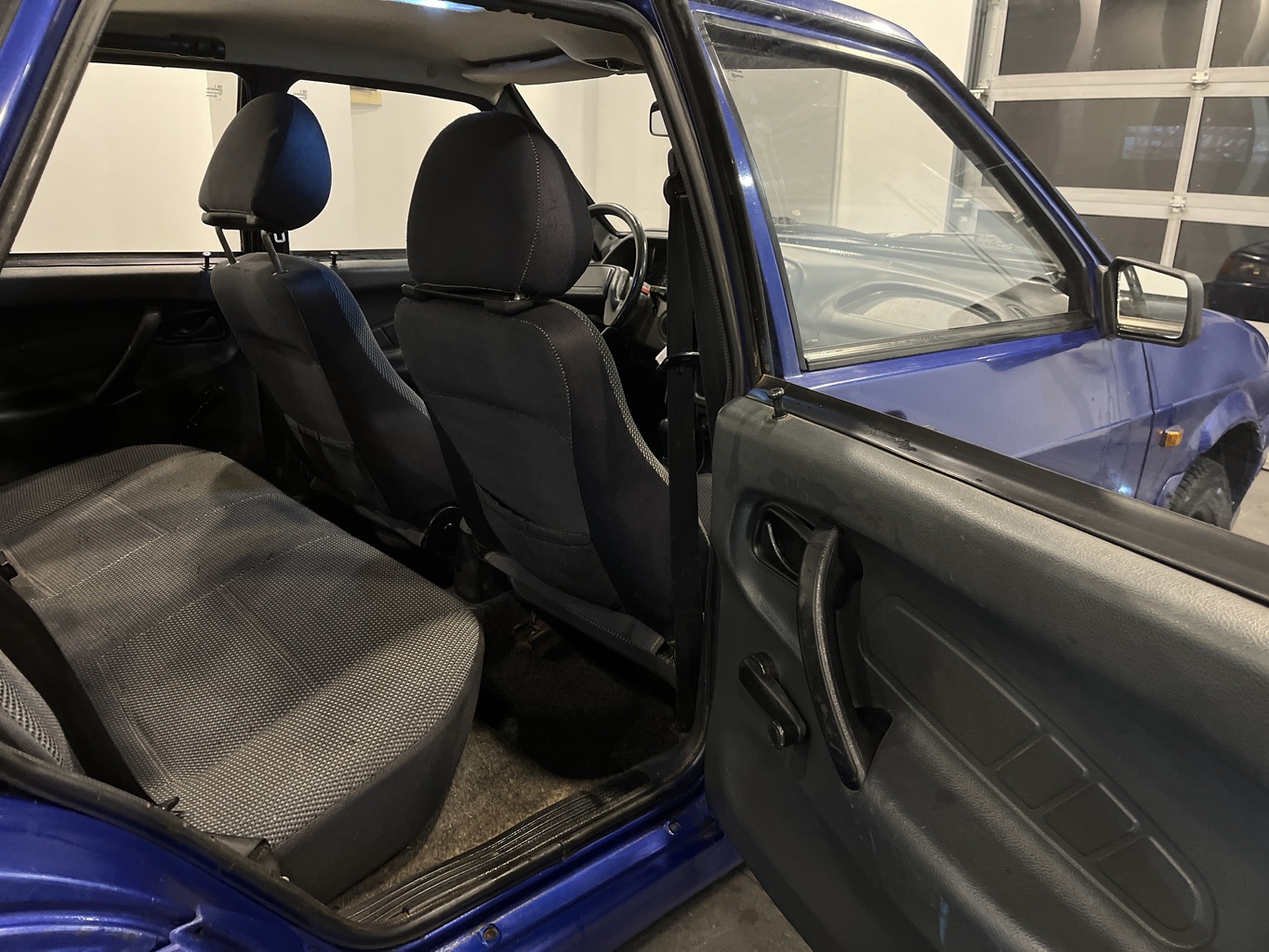 LADA 2115