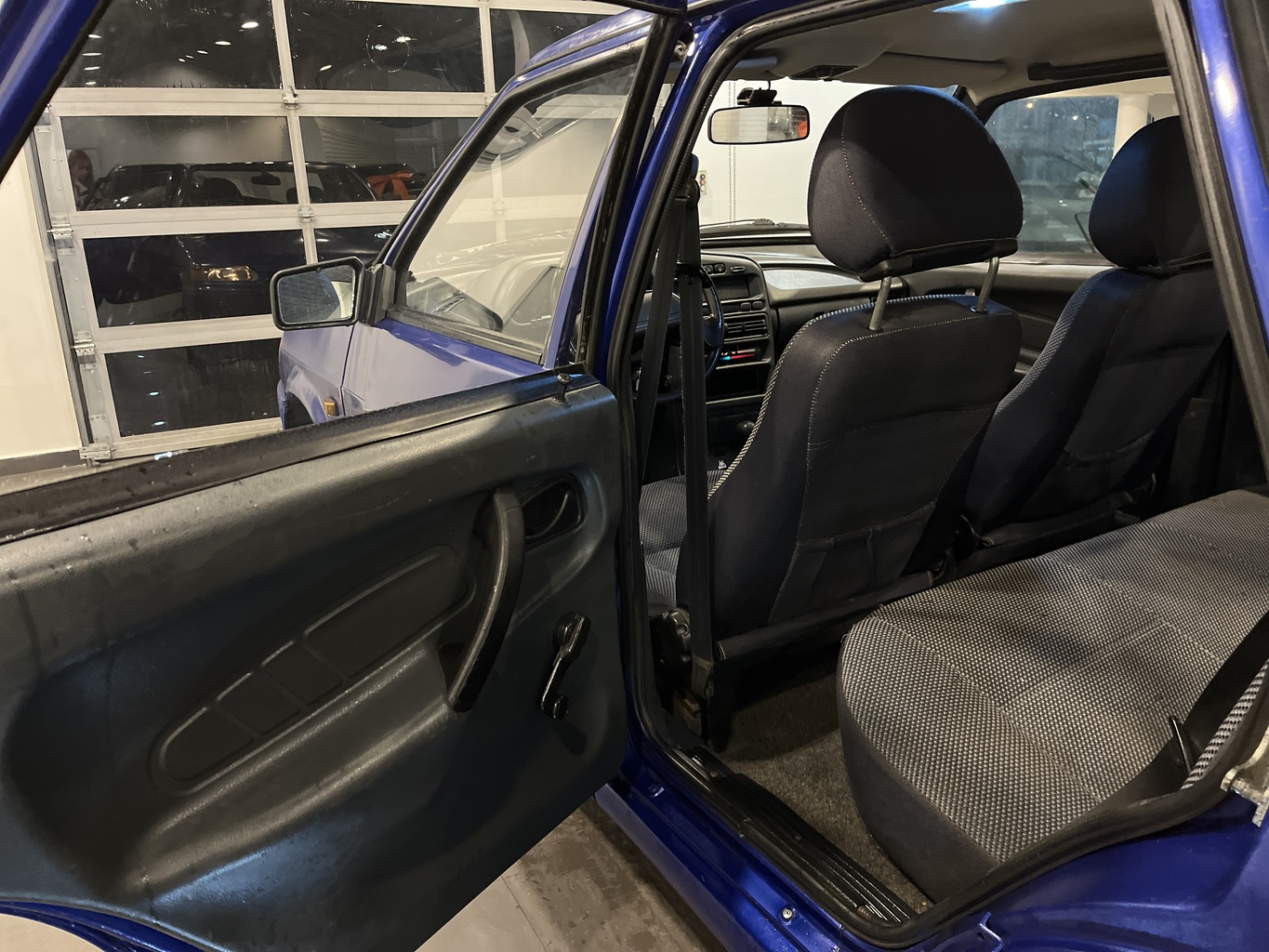 LADA 2115