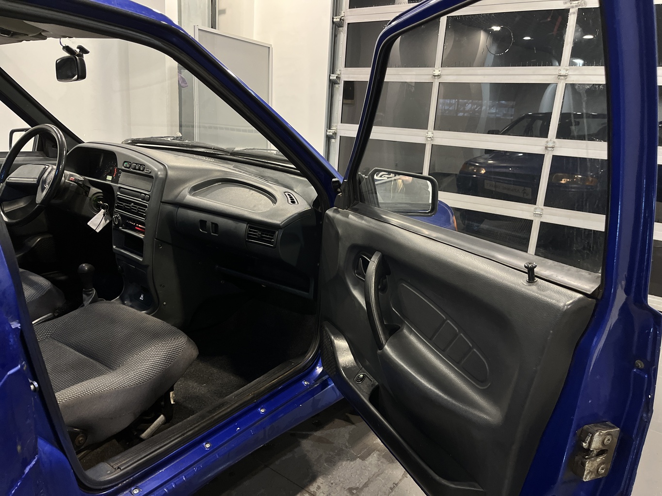 LADA 2115