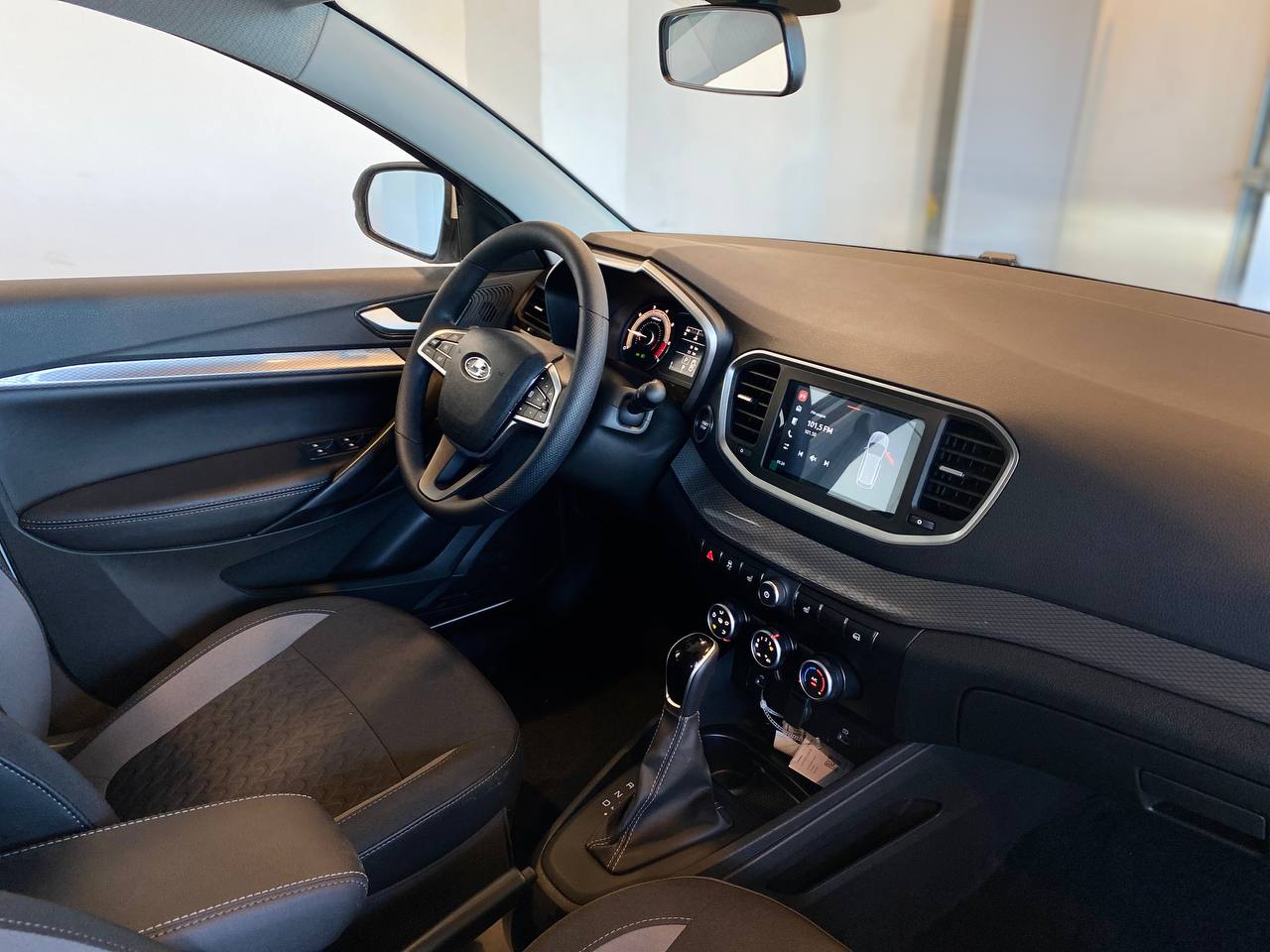 LADA VESTA