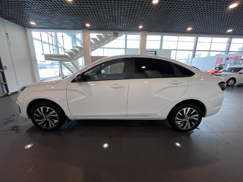 LADA VESTA
