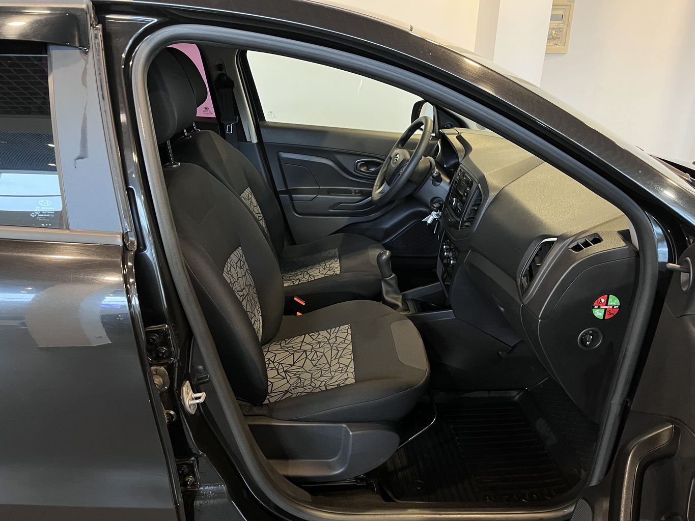 LADA XRAY