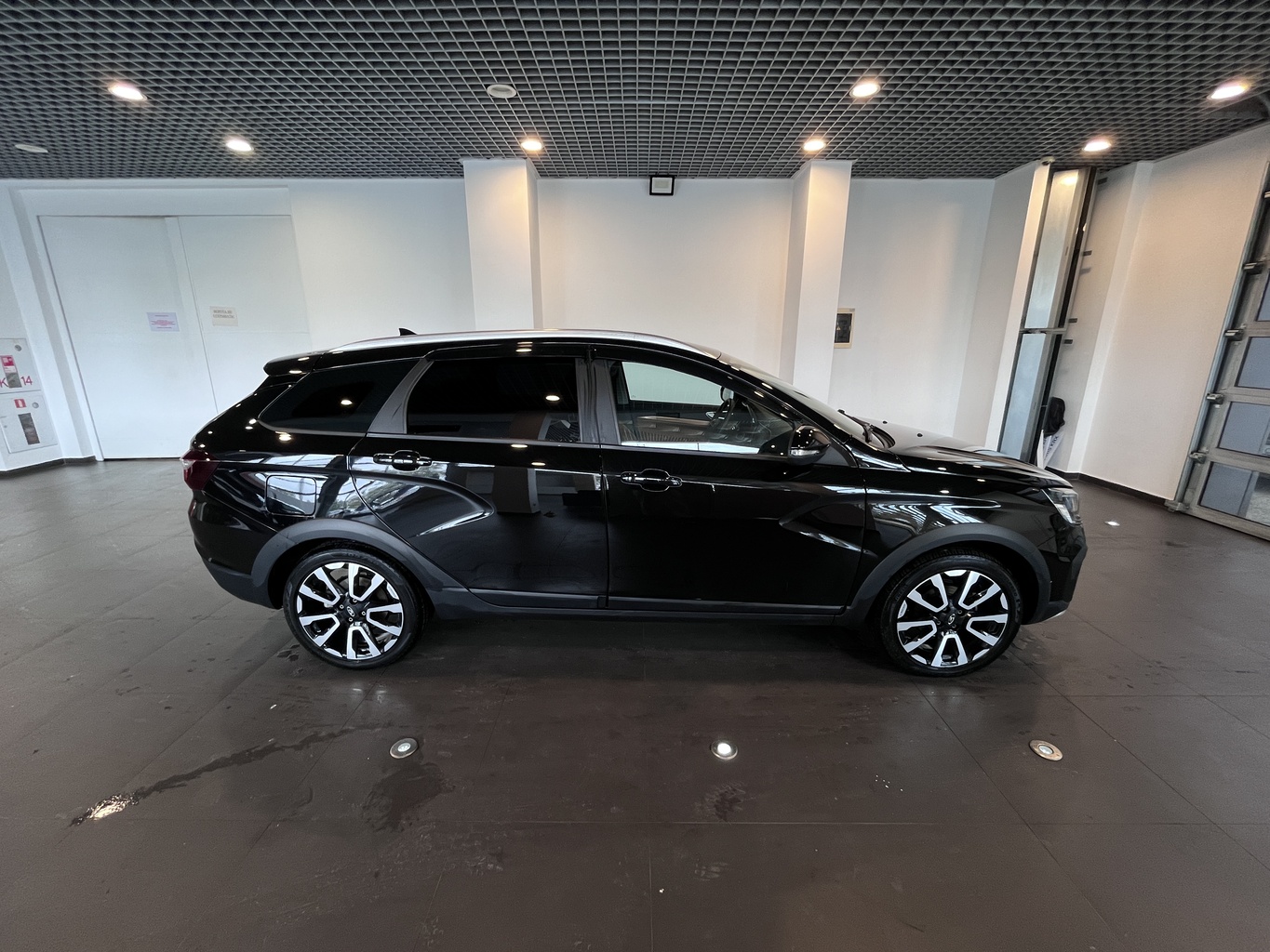 LADA VESTA