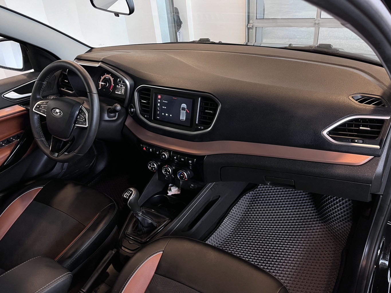 LADA VESTA