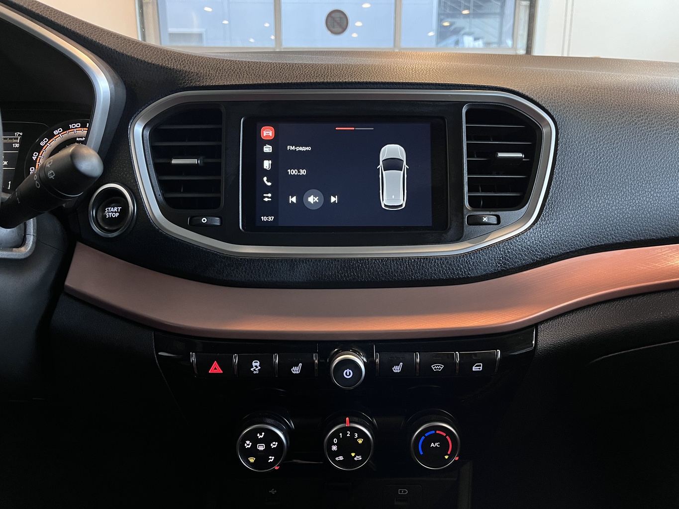 LADA VESTA