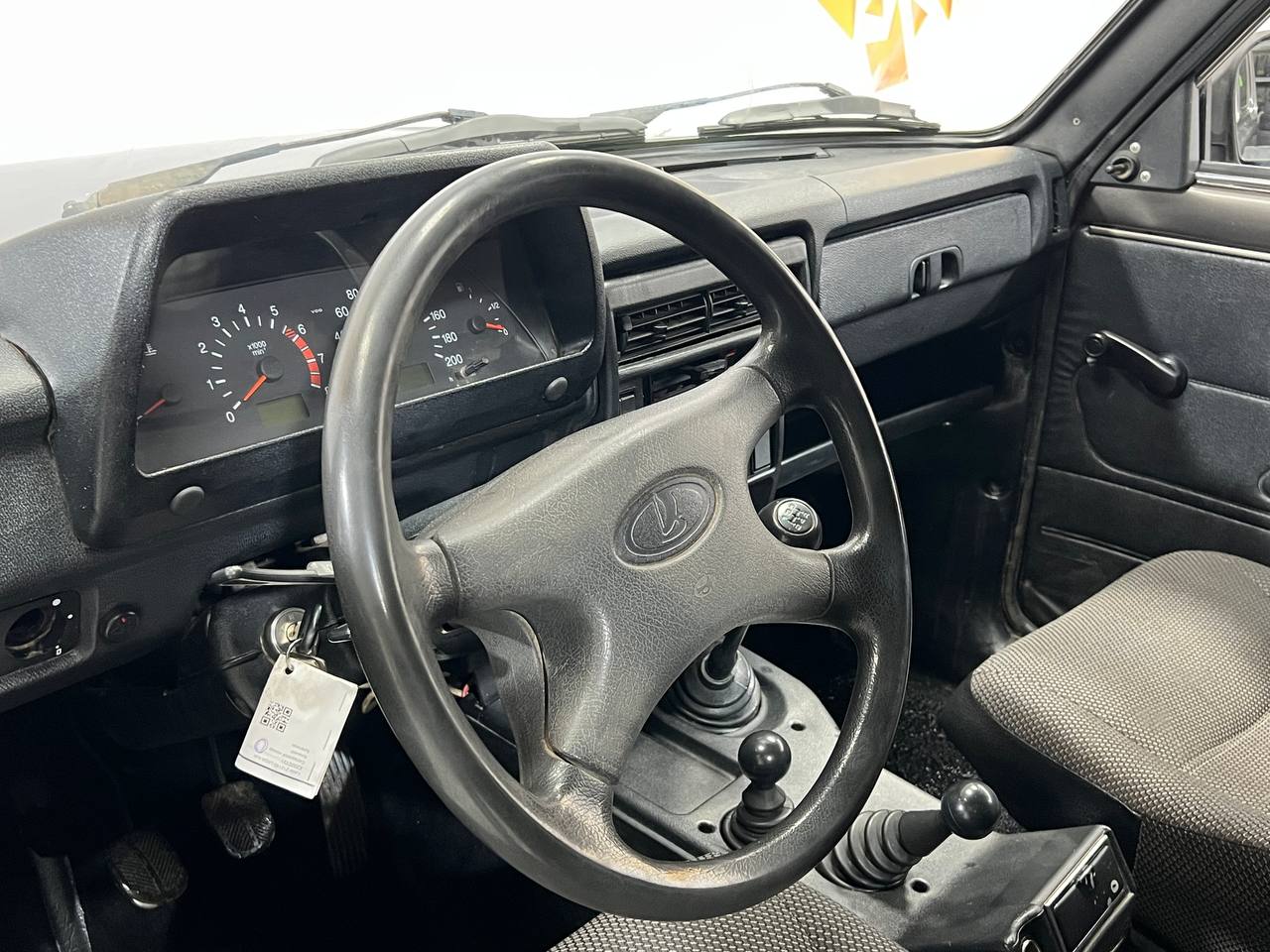 LADA 2121