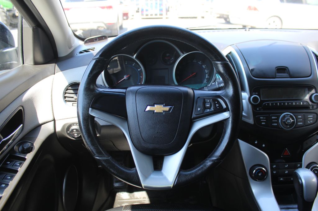 CHEVROLET CRUZE