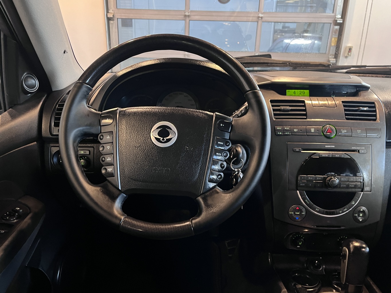 SSANGYONG REXTON