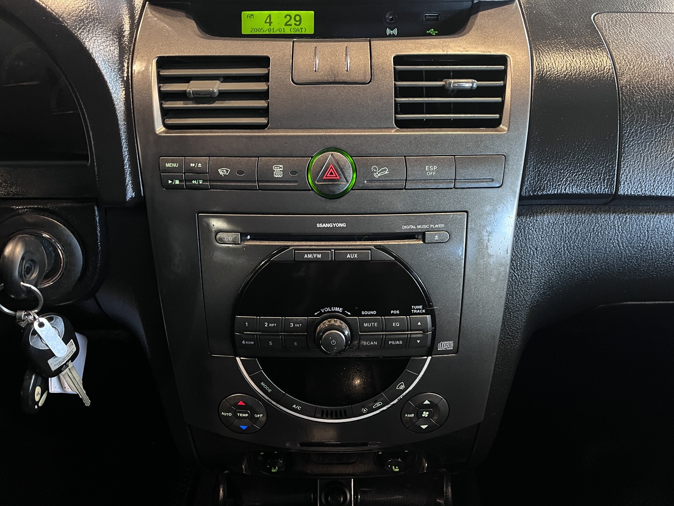 SSANGYONG REXTON